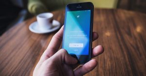 cell-phone-1245663_1280