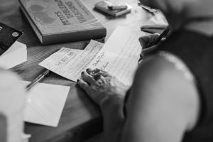 hands-writting-2110452_1920