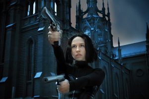 woman-ge7bd41e3c_1920