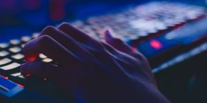 pexels-soumil-kumar-735911