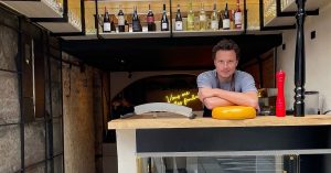 Tobias zegde baan op om kaas te gaan maken in Colombia