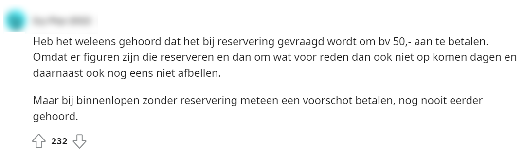 Restaurantgast moet vóór het diner afrekenen en mensen koken over van verontwaardiging