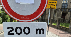 verkeersbord briefjes bord briefje