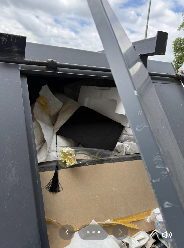 diploma uitreiking student