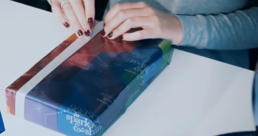 de bijenkorf inpakken cadeau klant