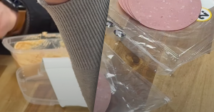 UITGELICHT - LUNCH
