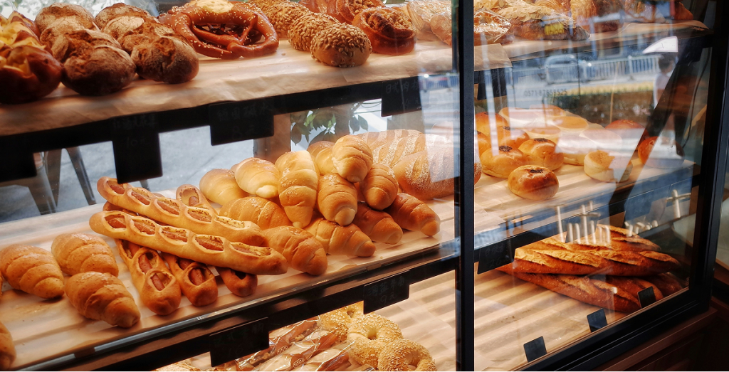 Buitenlander wil bij Nederlandse bakkerij in ‘rij’ aansluiten maar krijgt spontaan kortsluiting